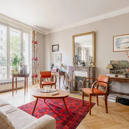 Apartment Veeve - Eiffel Chronicles *