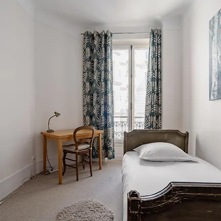 Apartment Veeve - Eiffel Chronicles *